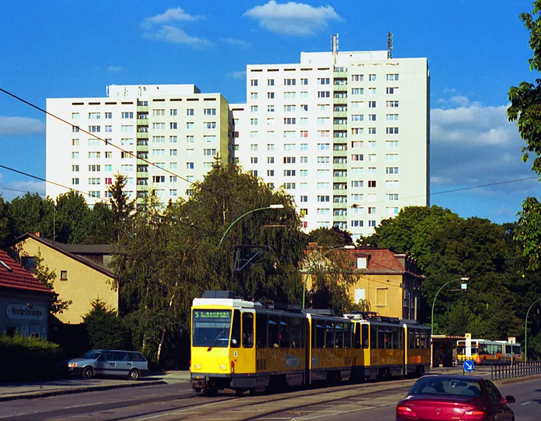 Wohnen in der Nähe zum Storchenhof, ca. 15 min Fußweg zum Naturschutzgebiet "Fauler See"! — photo 1